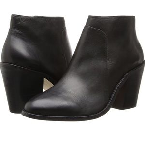 LOEFFLER RANDALL Ella ankle boots 9.5 m
